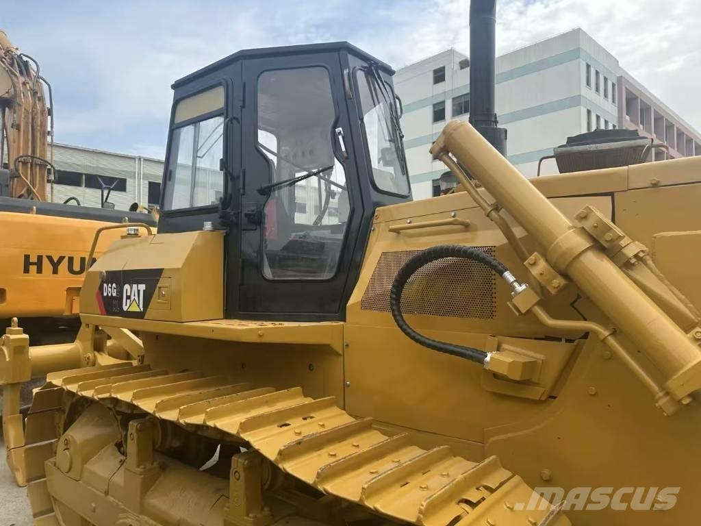 CAT D 6 G Pásové dozery