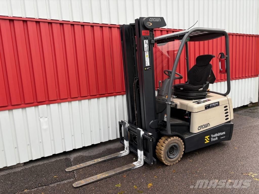 Crown SC3220 Akumulátorové vozíky