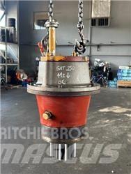Liebherr SAT 250 Převodovka
