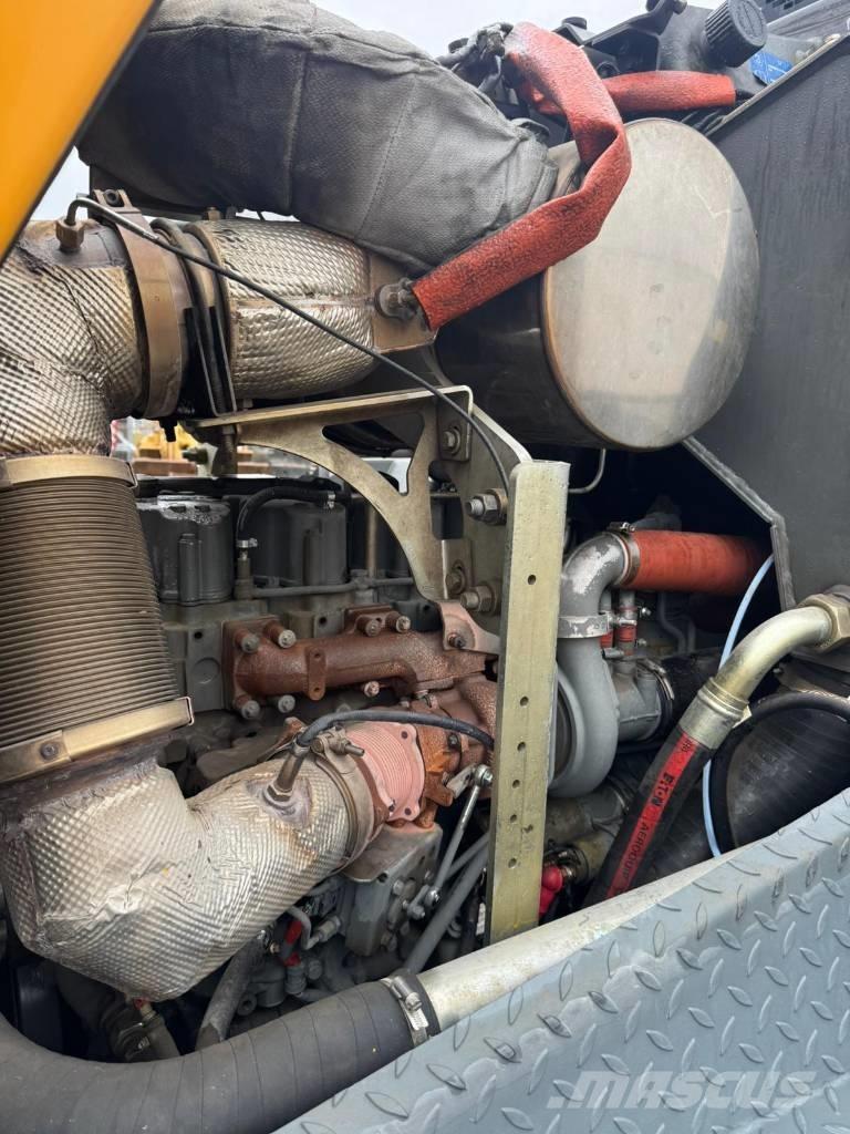 Liebherr L556 Kolové nakladače