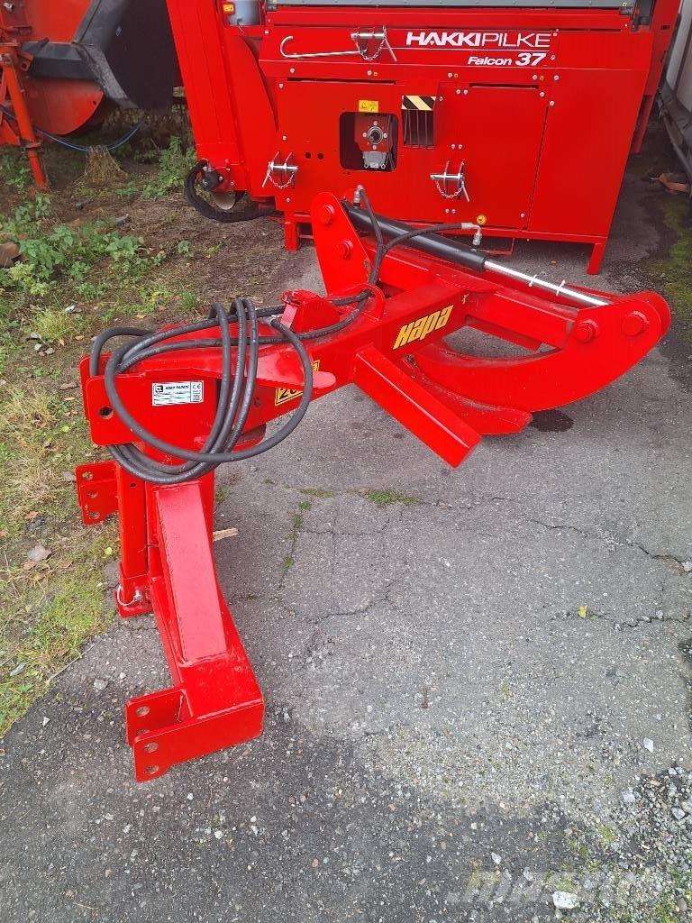 Hapa juontokoura Další