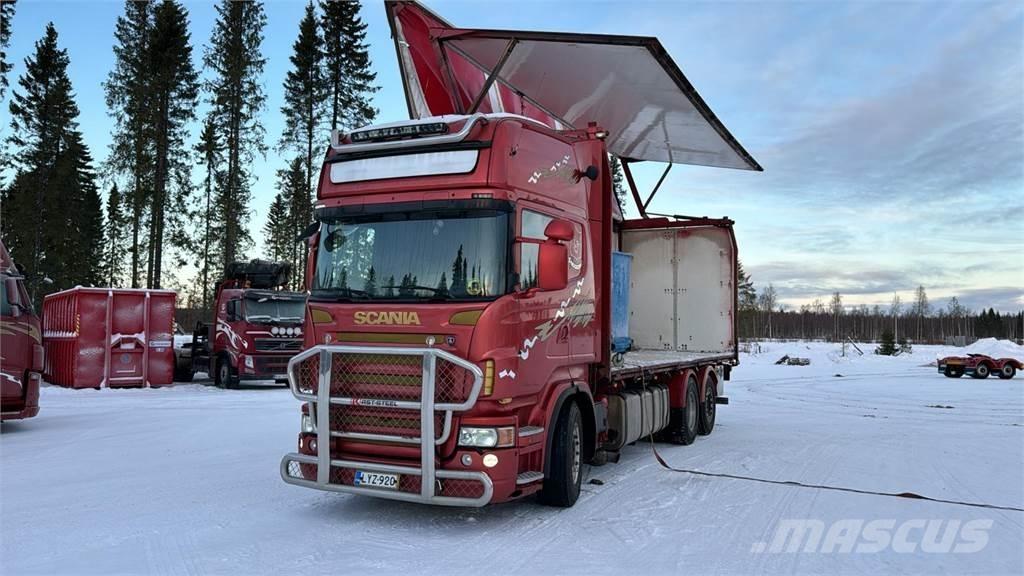 Scania R560 Vozy na dřevní štěpku