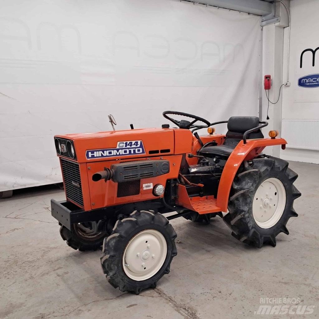 Hinomoto C 144 Traktory