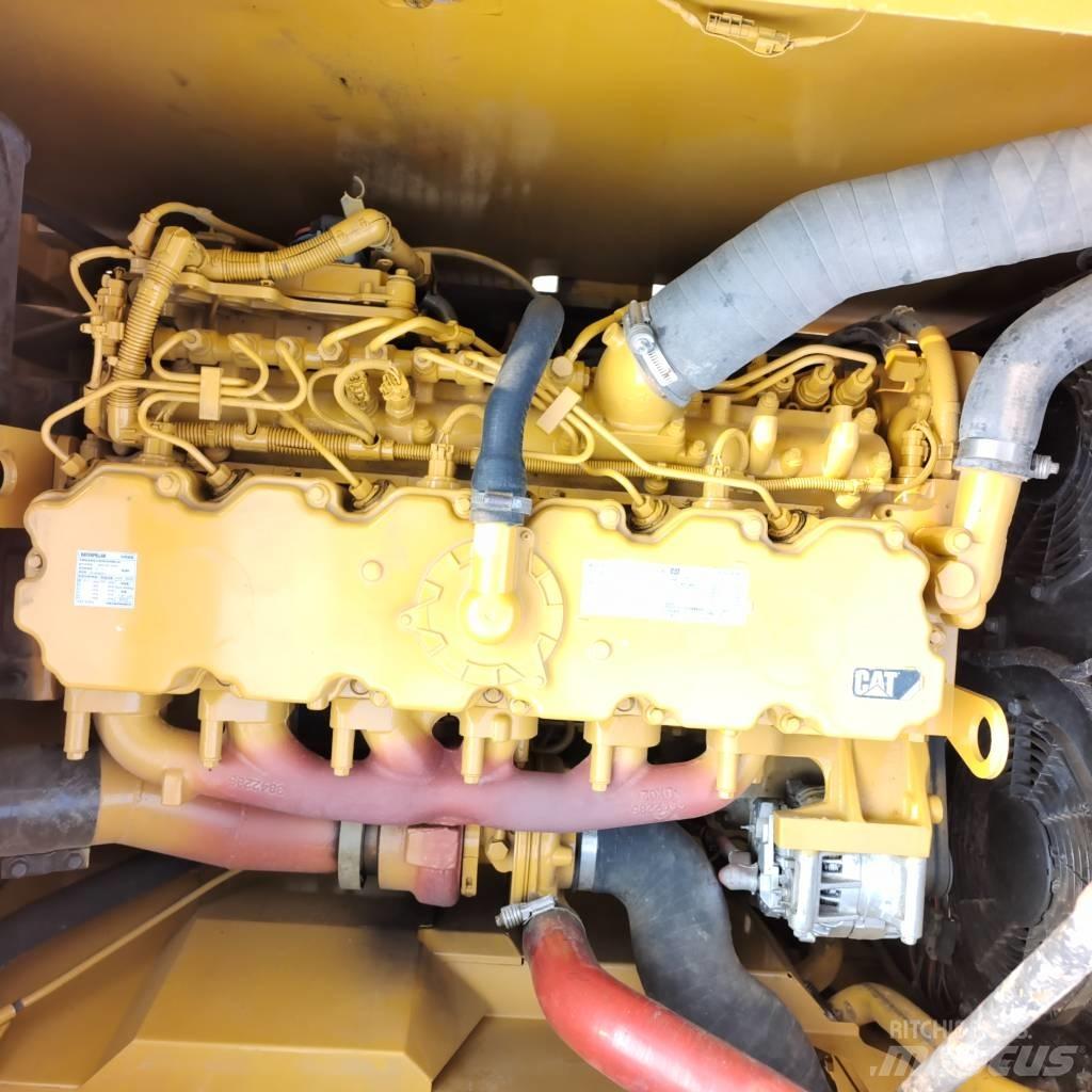 CAT 323GC Pásová rýpadla