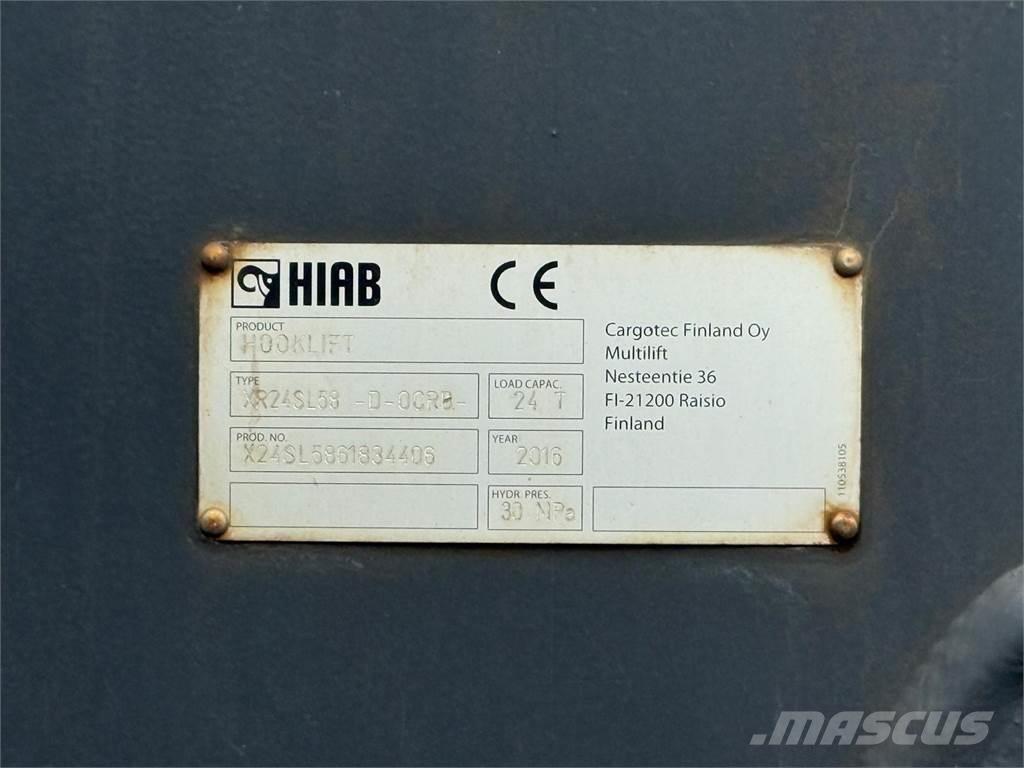 Volvo FM500 8x4 Hákový nosič kontejnerů