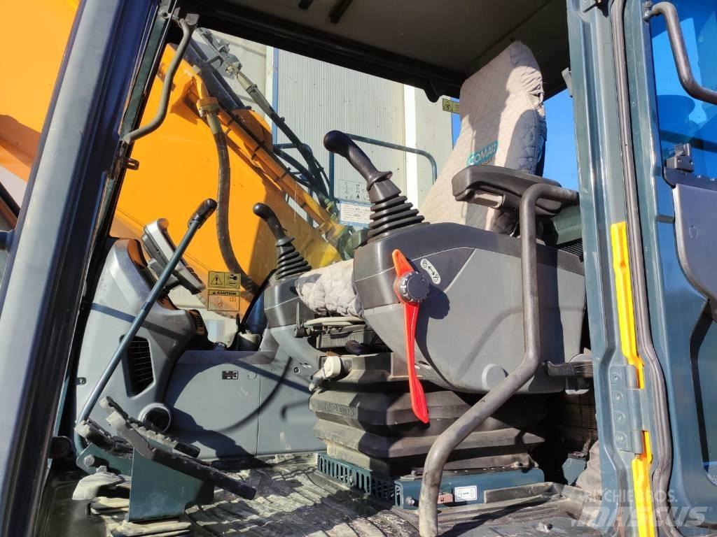 Hyundai HX220NL Pásová rýpadla