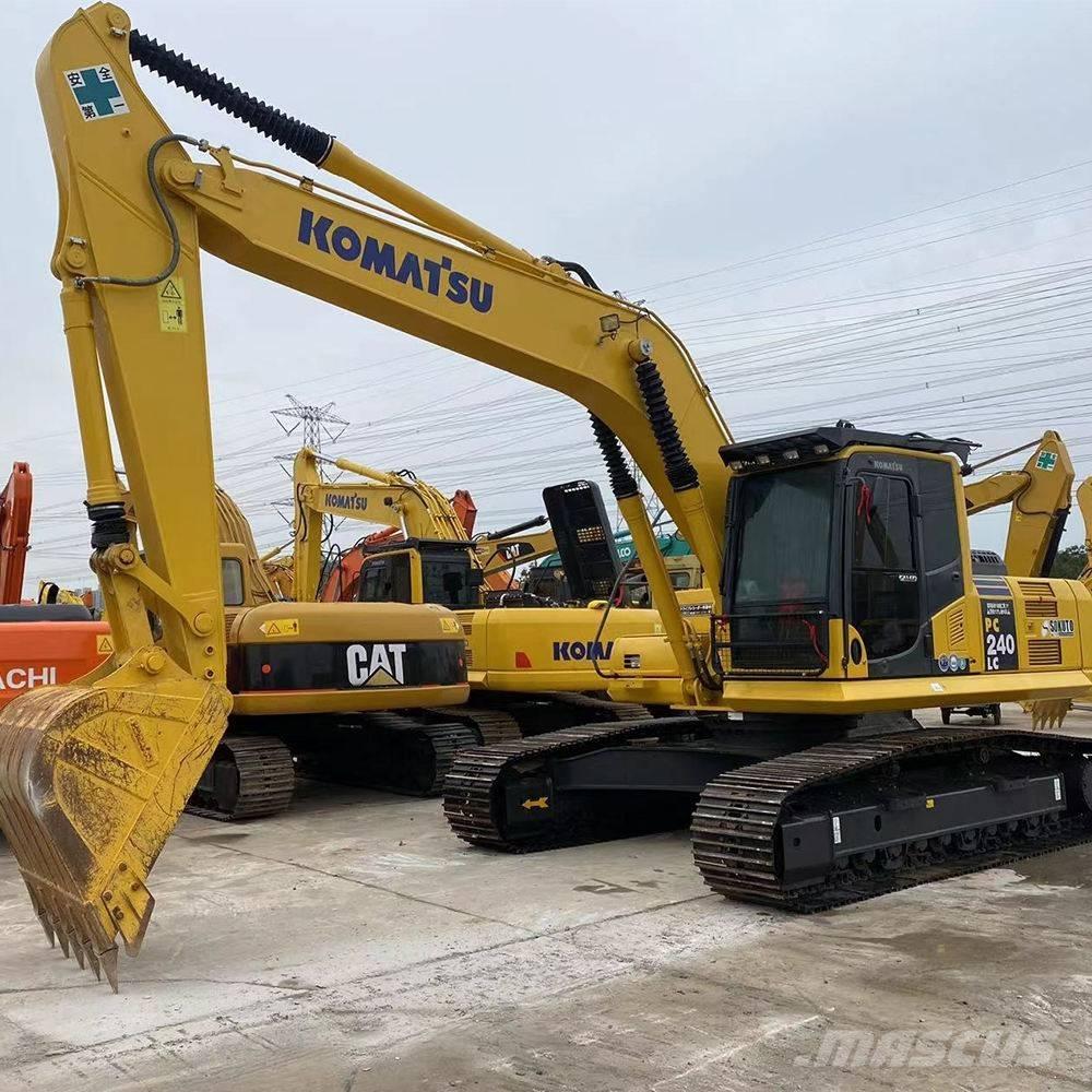 Komatsu PC 240 Pásová rýpadla