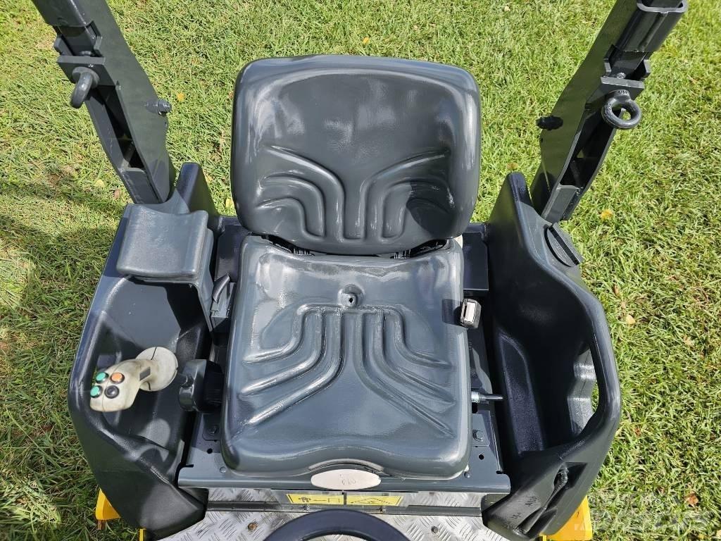 Bomag BW 120 AD Tandemové válce