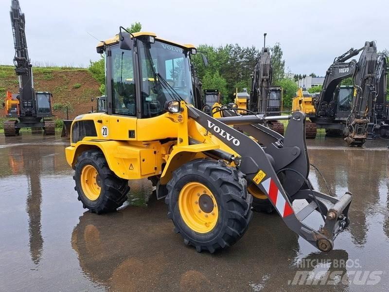 Volvo L 35 G Kolové nakladače