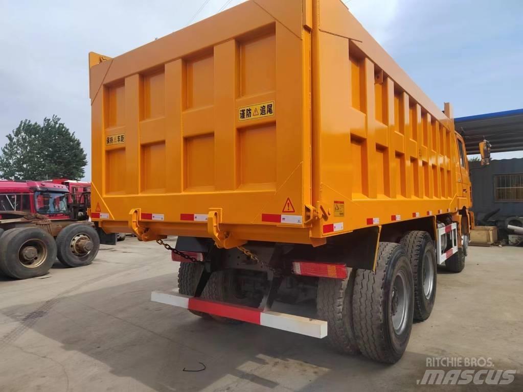 Shacman F3000 6*4 Sklápěče