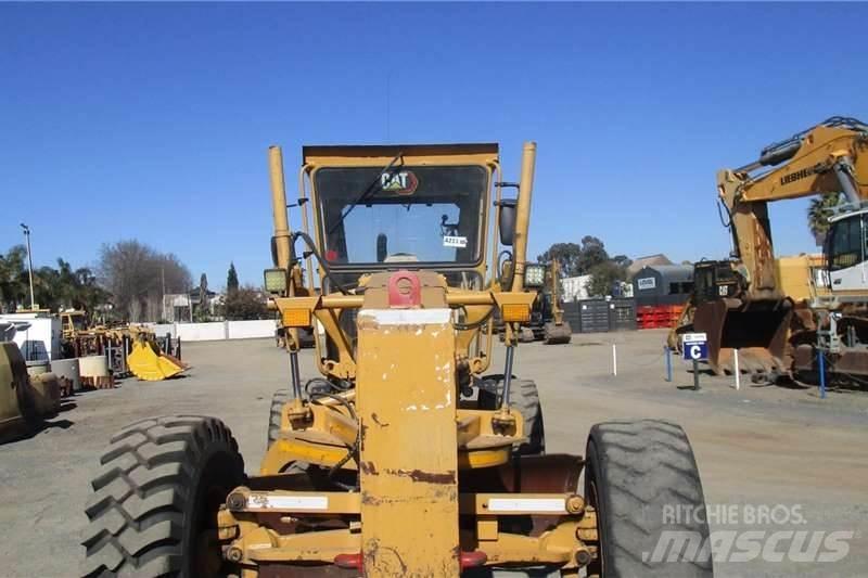 CAT 140K Grejdry