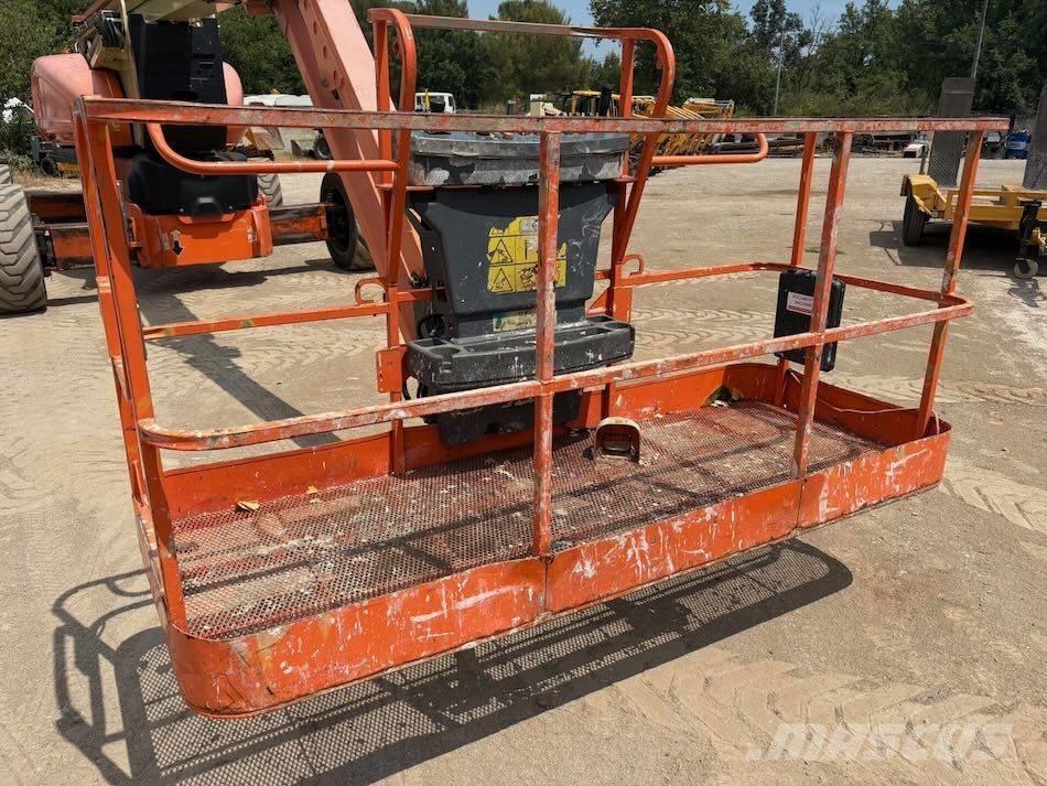 JLG 1250 AJP Kloubové plošiny