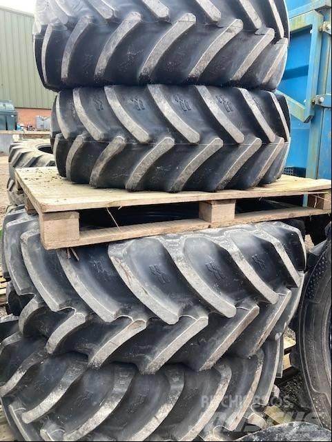 Mitas SET OF TYRES Pneumatiky, kola a ráfky
