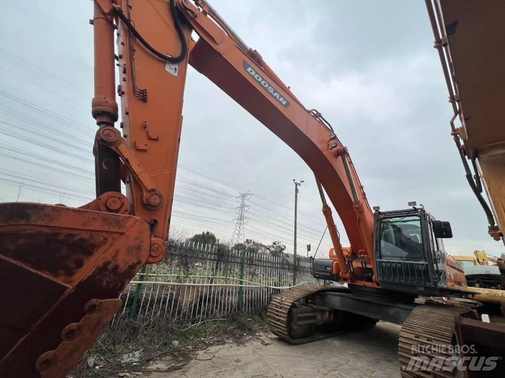 Doosan DX 500 LCA Pásová rýpadla