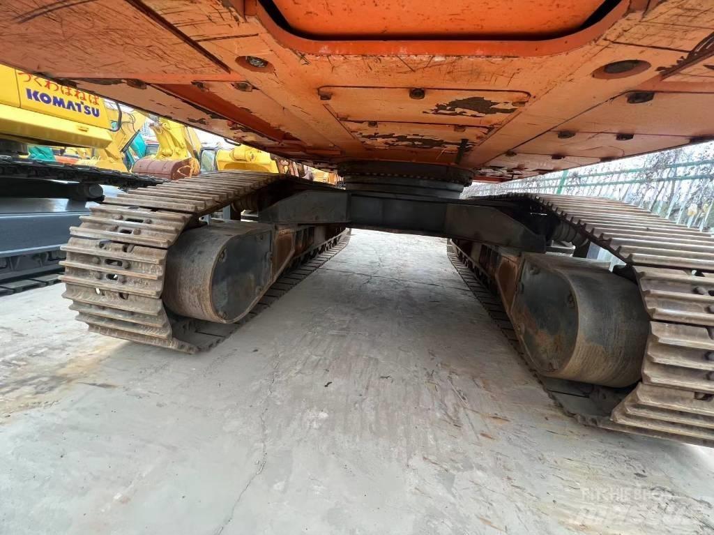 Doosan DX 500 LCA Pásová rýpadla