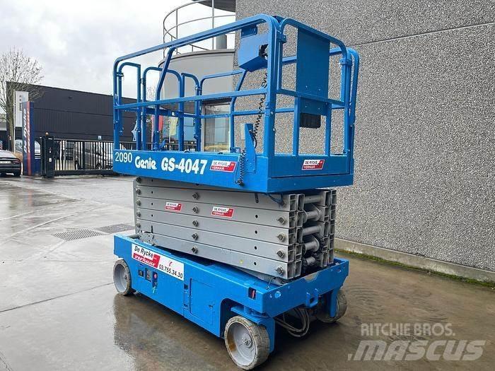 Genie GS4047 Další zvedače a plošiny