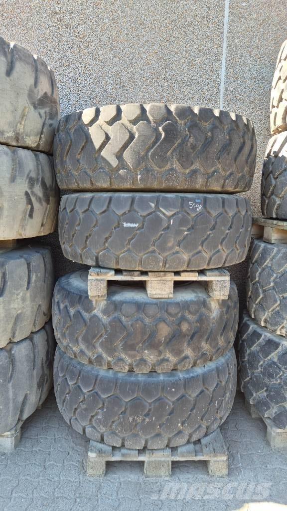 Michelin 17.5R25 XHA Pneumatiky, kola a ráfky