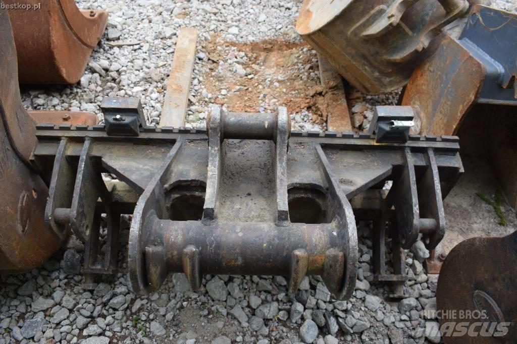 Komatsu PW118MR-11 Kolová rýpadla
