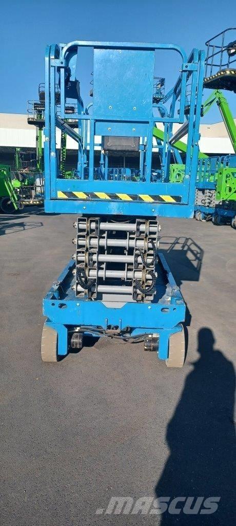 GENIE GS4047 Nůžková zvedací plošina
