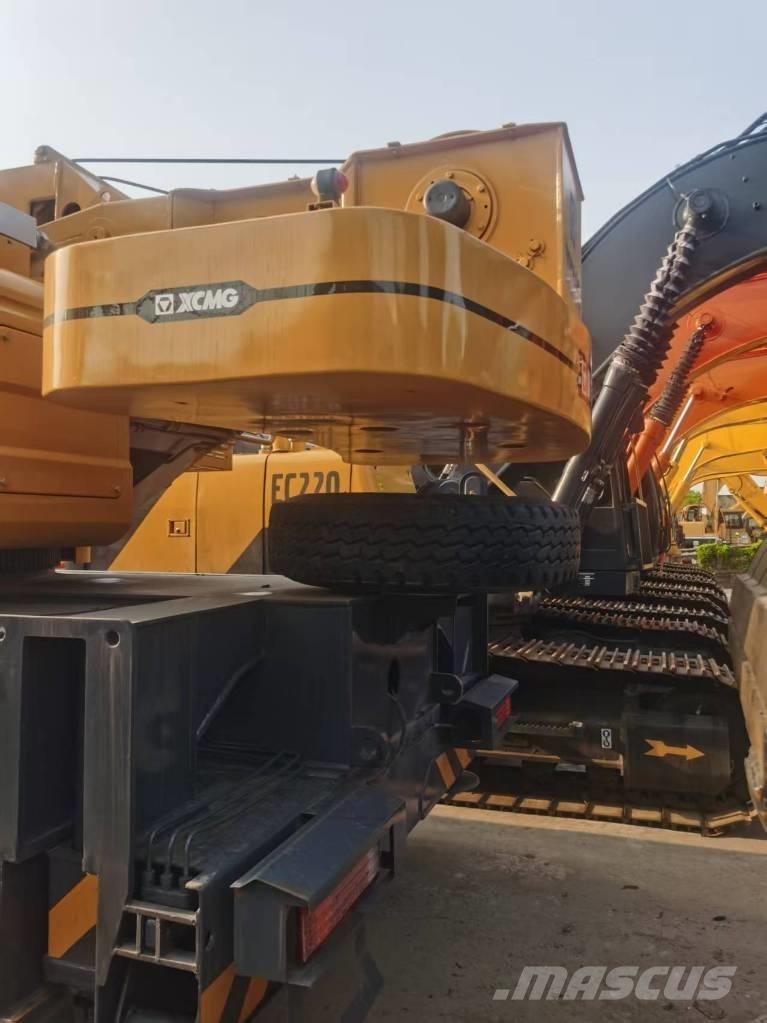 XCMG XCT25L5 Univerzální terénní jeřáby