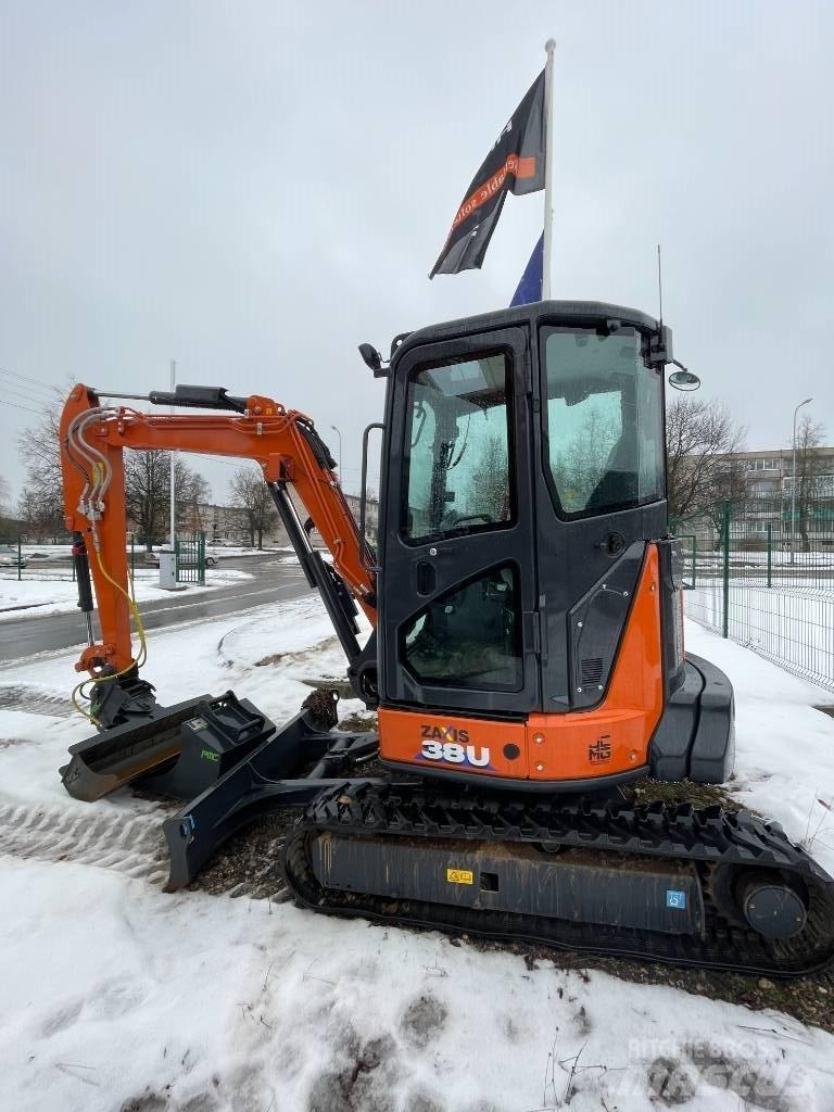 Hitachi ZX 38 U-6 Mini rýpadla < 7t
