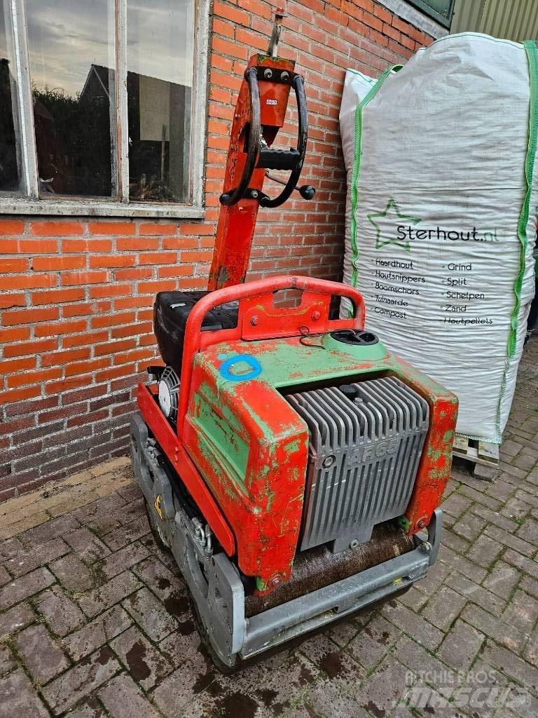 Ammann AR 65 Tandemové válce