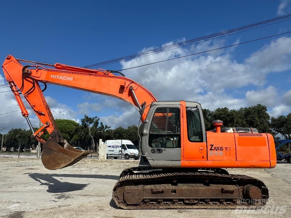 Hitachi ZX 210 Pásová rýpadla