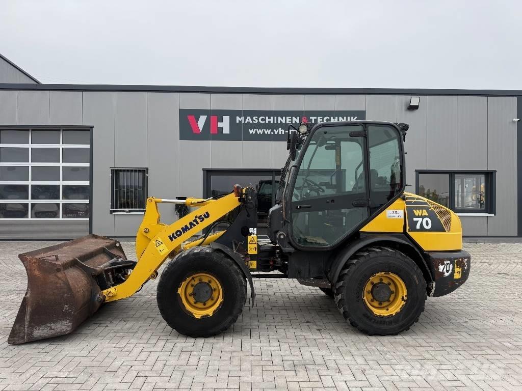 Komatsu WA 70-5 Kolové nakladače