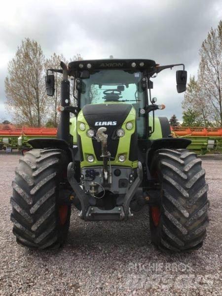 CLAAS AXION 850 Traktory