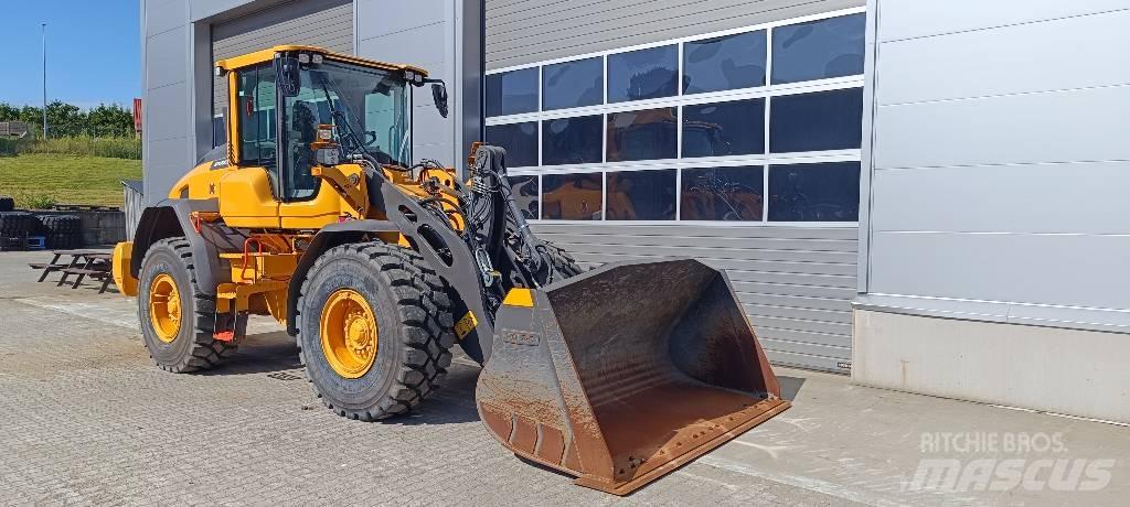 Volvo L 90 H Kolové nakladače