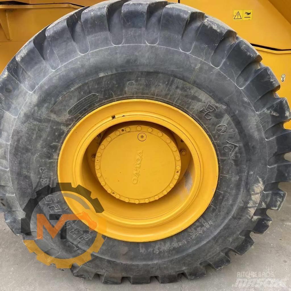 Volvo L 105 Kolové nakladače