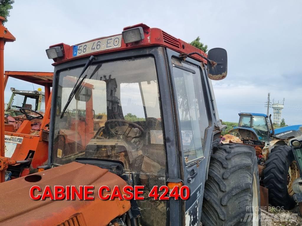  CABINE CASE 4240 Kabiny a interiér