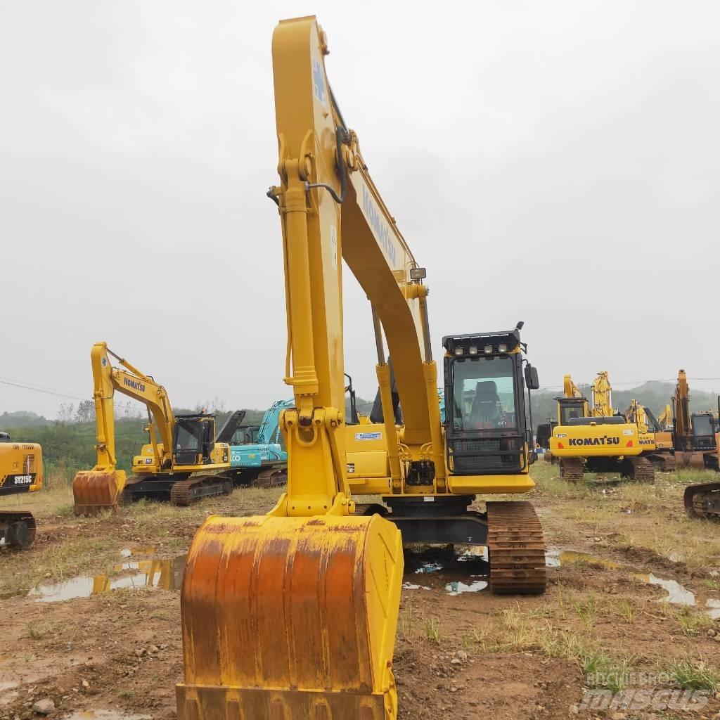 Komatsu PC200-8 Pásová rýpadla