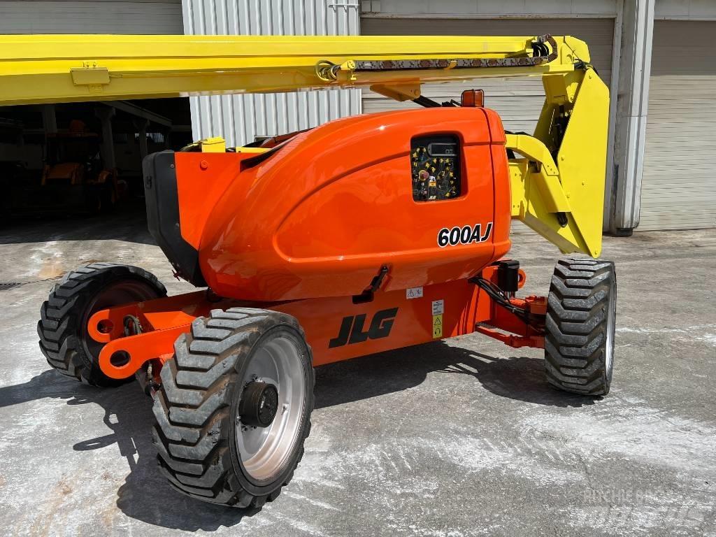 JLG 600 AJ Kloubové plošiny