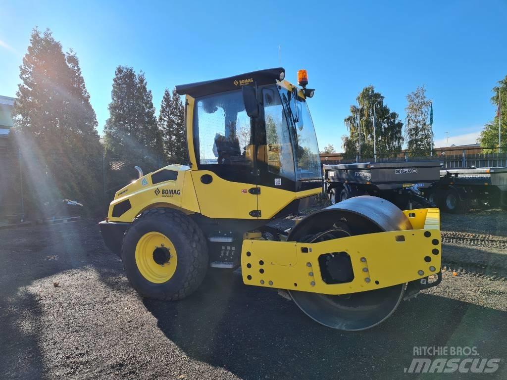 Bomag BW 177 D Tahačové válce