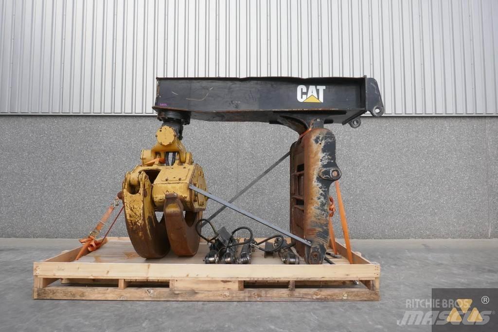 CAT 525D Grapple Doprava – ostatní