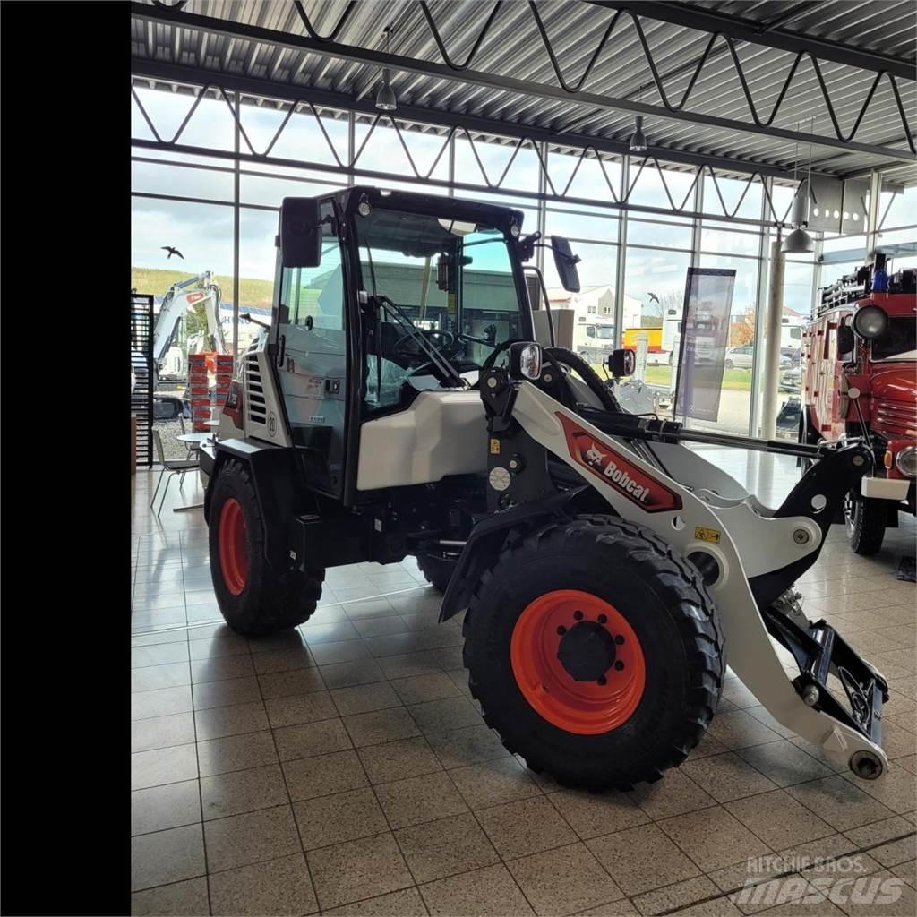 Bobcat L75 Kolové nakladače