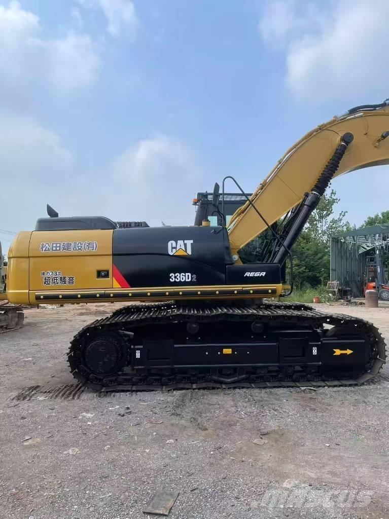 CAT 336D2 Pásová rýpadla
