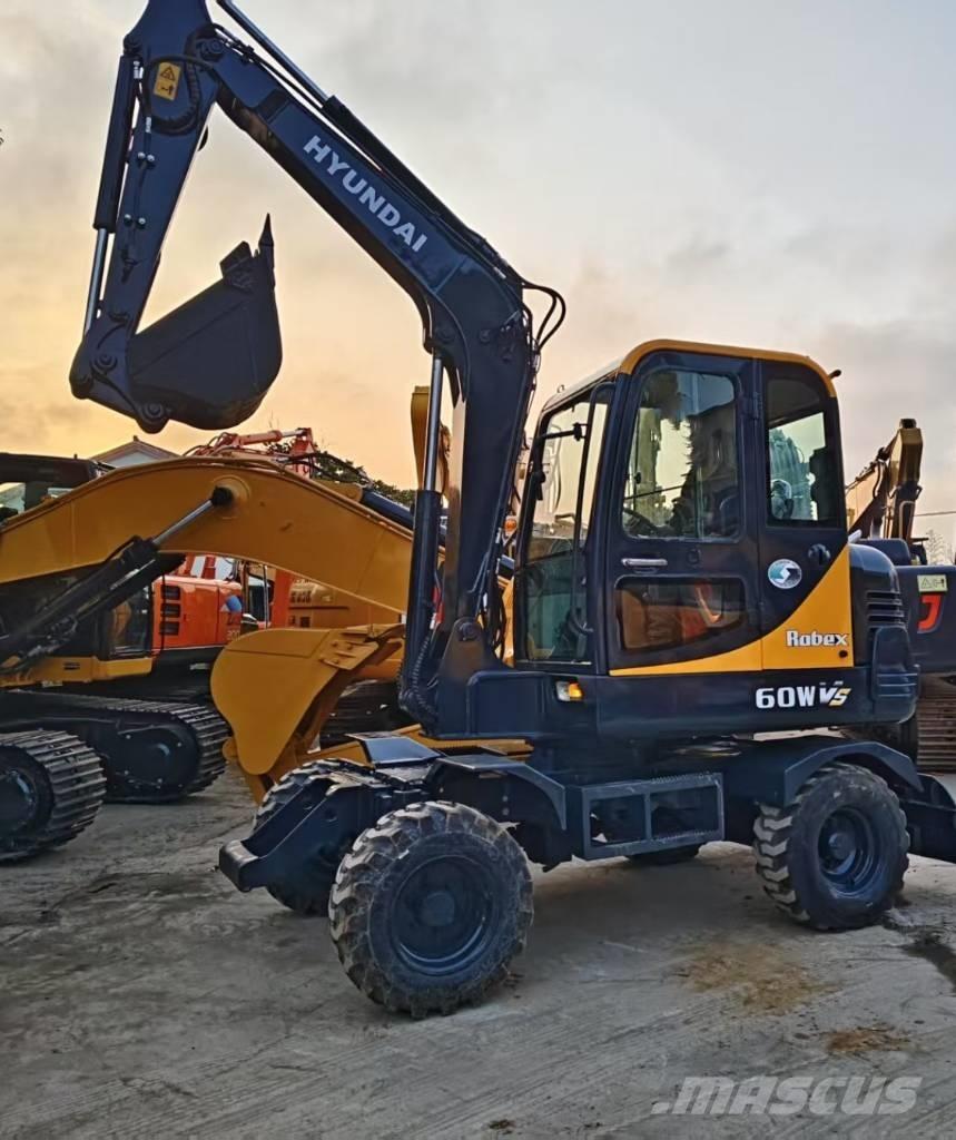 Hyundai R60W Kolová rýpadla