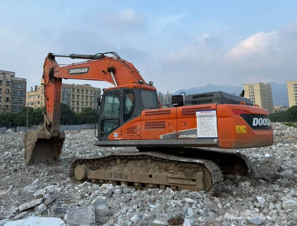 Doosan DX380LC-9C Pásová rýpadla
