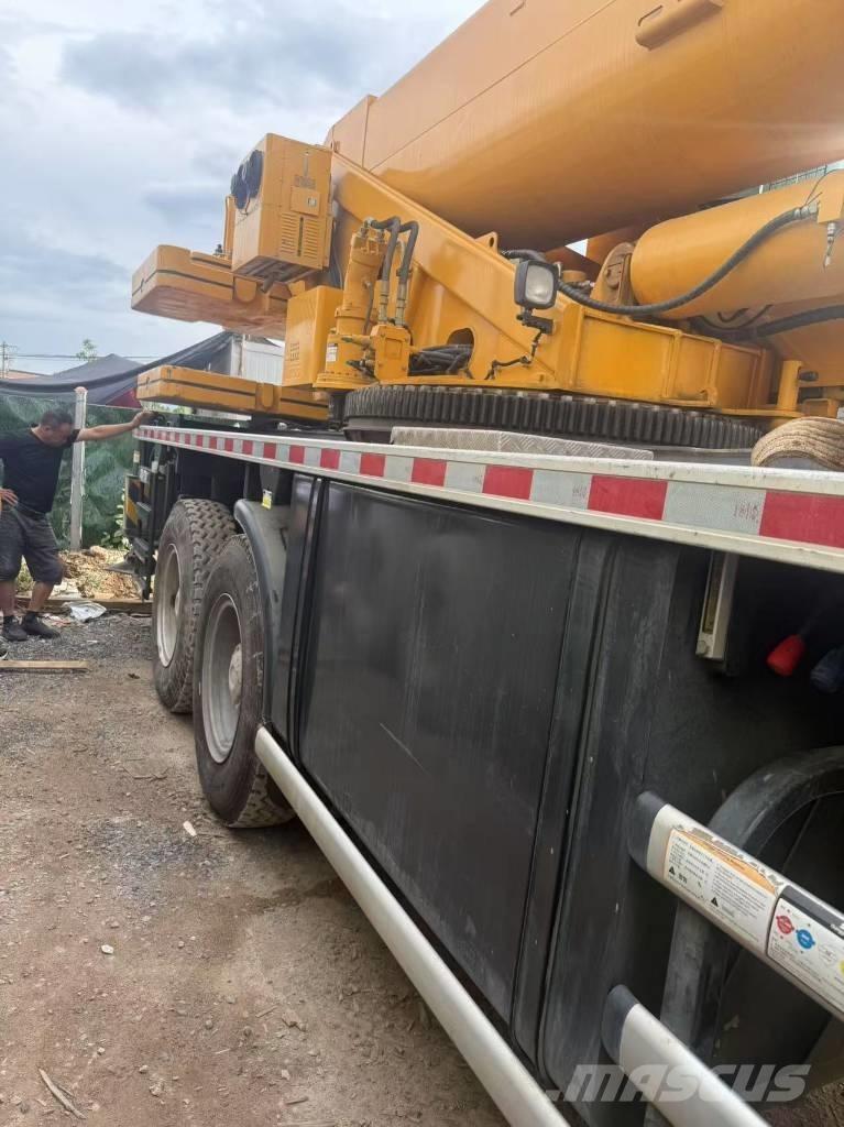 XCMG QY80K5C Univerzální terénní jeřáby