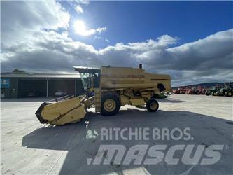 New Holland TX 34 Sklízecí mlátičky