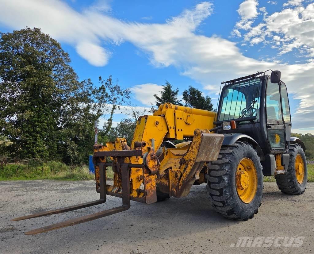 JCB 532-120 Teleskopické manipulátory