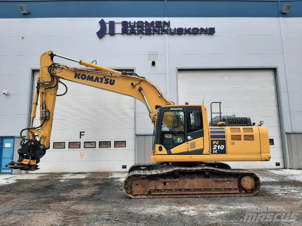 Komatsu PC 210 LC-11 Pásová rýpadla