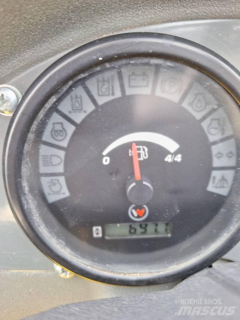Wacker Neuson 1601 Vyklápěcí dempry