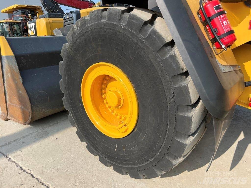 Volvo L180H Kolové nakladače