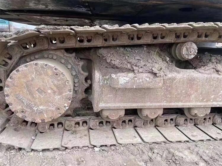 Hyundai R215VS Pásová rýpadla