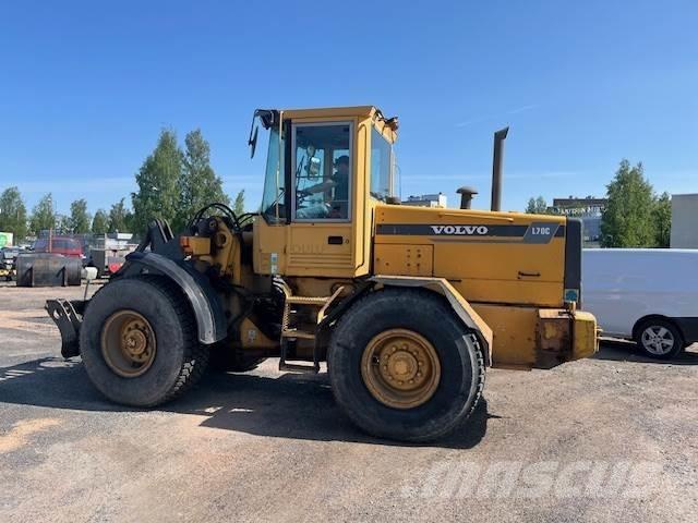 Volvo L70C Kolové nakladače