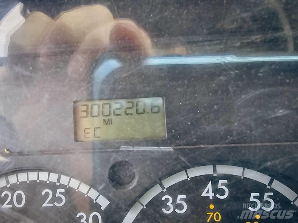 Sterling L 9500 Klešťové drapáky