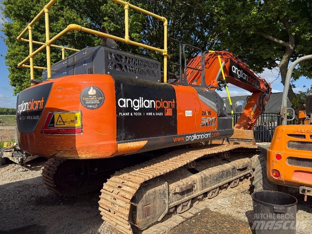 Hitachi ZX 300 LC-7 Pásová rýpadla